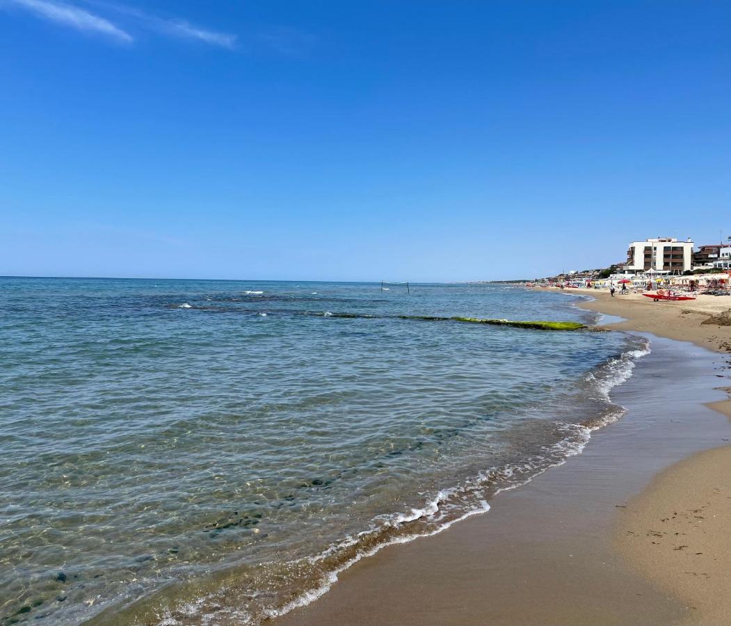 Domus Lavinia "Levante" - Anzio Exterior foto