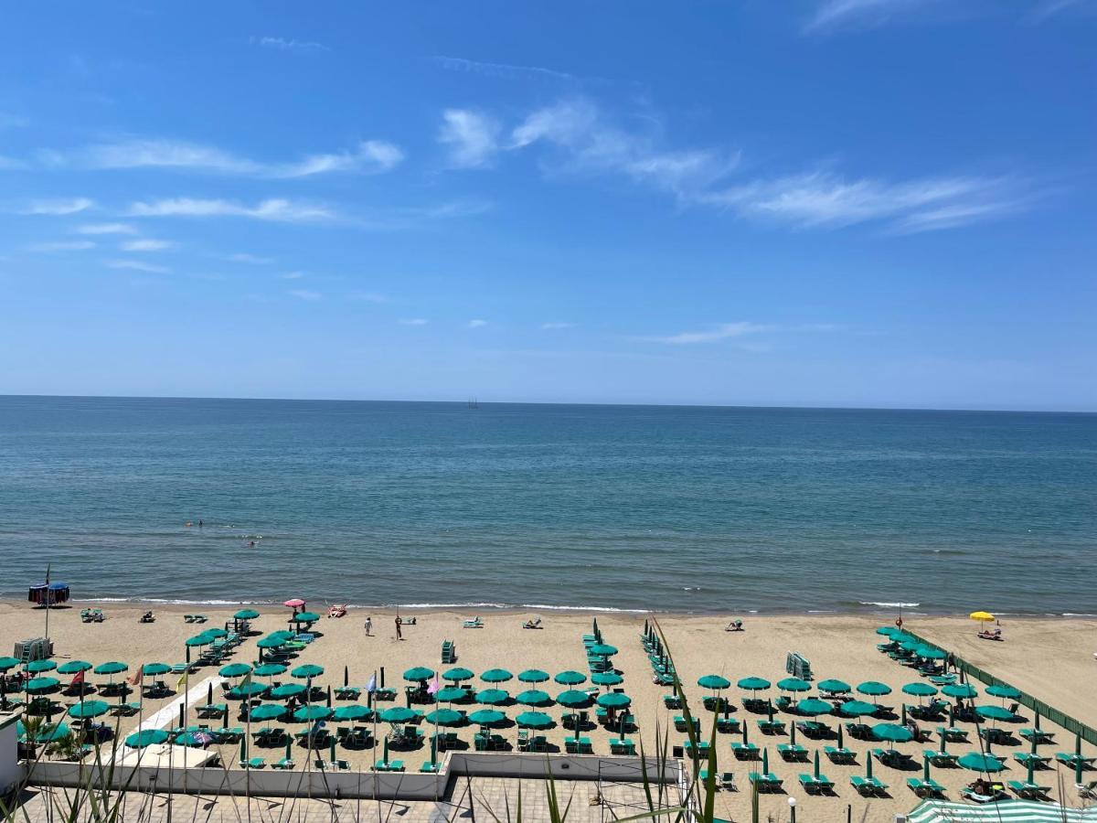 Domus Lavinia "Levante" - Anzio Exterior foto
